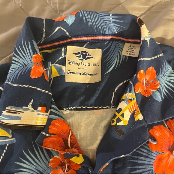 Tommy Bahama Other - Disney Cruise Line x Tommy Bahama Shirt Mens Captain Mickey Mouse silk